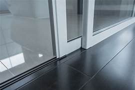 Sliding glass door 